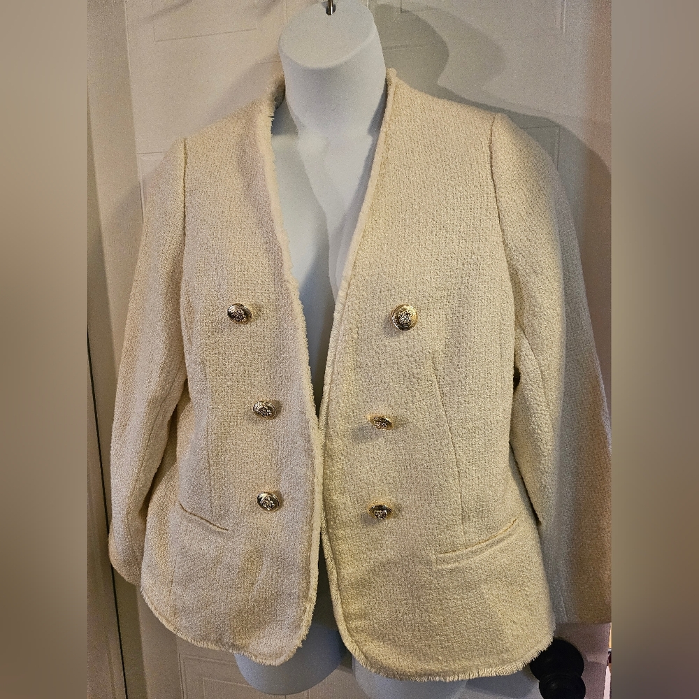 Addition Elle Cream Boucle Jacket Sz 16 With Gold Buttons Fitted Style